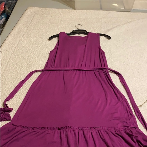 Elle Dress Size Medium - Picture 10 of 11